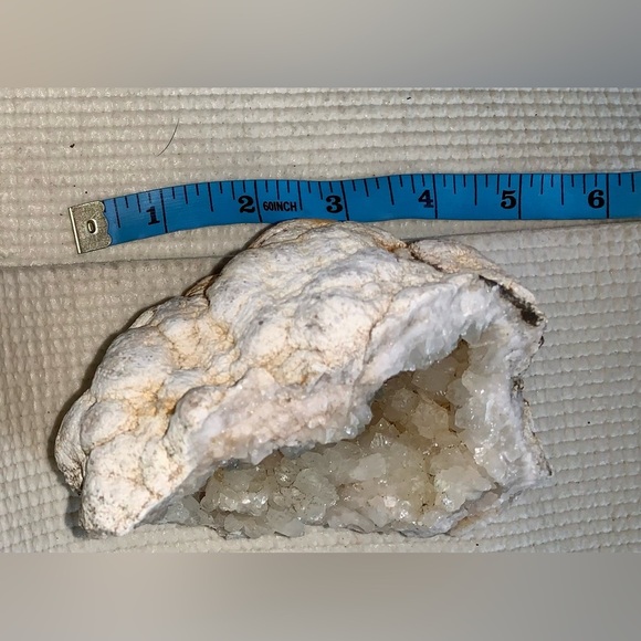 1 3/4 lbs! THUNDER EGG/GEODE Rock - Picture 4 of 9